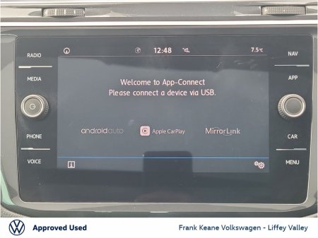 2019 Volkswagen Tiguan COMFORTLINE AUTO 2.0 TDI 150HP *INDIUM GREY METALLIC* €24,895 thumbnail