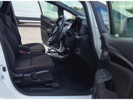 2015 Honda Fit - thumbnail 12