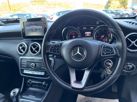 2016 Mercedes-Benz A Class - thumbnail 10