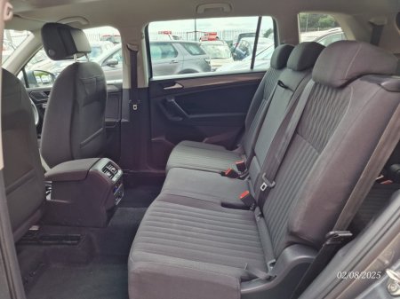 2022 Volkswagen Tiguan Allspace 2.0 TDI 150 BHP AUTOMATIC A7 LIFE LOW MILEAGE 7 SEATER €36,900 thumbnail