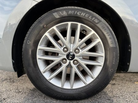 2021 Kia Rio 1.2 PE €16,995 thumbnail