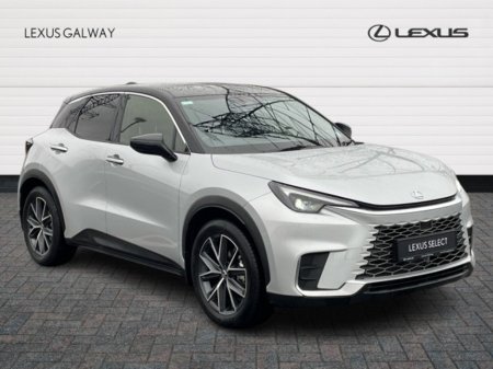 2025 Lexus LBX 1.5h EMOTION // Heated Mirrors // Power Folding Mirrors // Apple Carplay // Android Auto // Dual Zone Climate Control