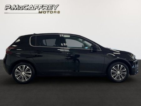 2020 Peugeot 308 - photo 4