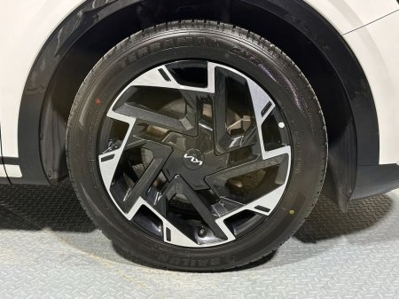 2023 Kia Sportage GT Line 1.6 Crdi Tilt & Slide Sunroof €36,800 thumbnail