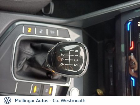 2024 Volkswagen Tiguan 2.0 TDI 150HP Elegance €42,950 thumbnail