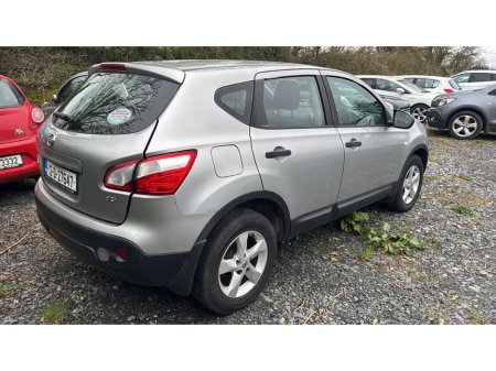 2012 Nissan Qashqai - thumbnail 4