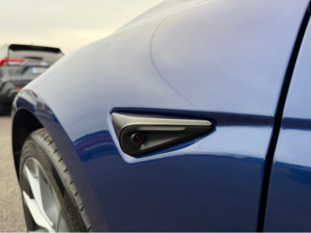 2025 Tesla Model 3 - thumbnail 16