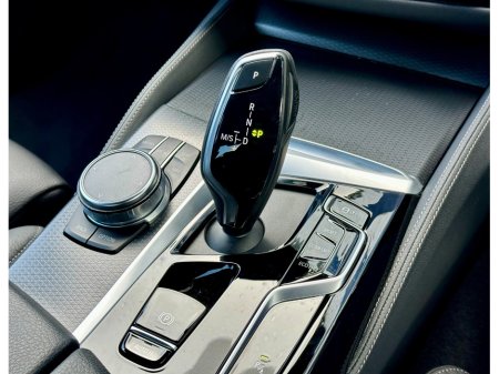 2023 BMW 5 Series - thumbnail 22