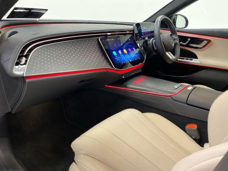 2025 Mercedes-Benz E Class - thumbnail 12