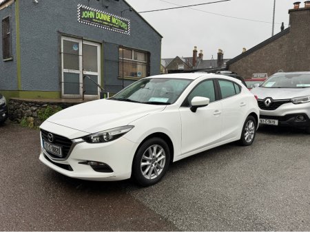 2017 Mazda Mazda3 1.5 SE NAV 105PS 5DR €9,900 thumbnail