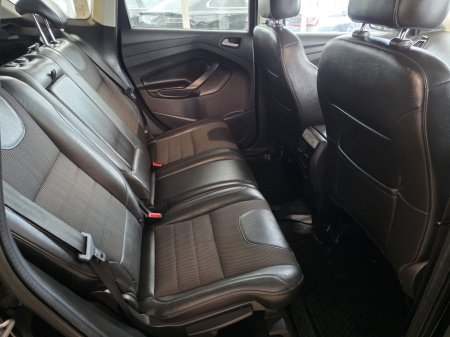 2016 Ford Kuga - thumbnail 12