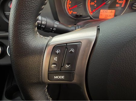 2015 Toyota Yaris Mint Yaris - 1.0 petrol - fantastic spec €11,750 thumbnail