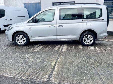 2023 Volkswagen Caddy Maxi Life LIFE 2.0TDI 122BHP A7F 5DR DSG AUTO 7 SEAT €36,950 thumbnail