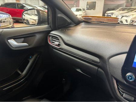 2023 Ford Puma - thumbnail 17