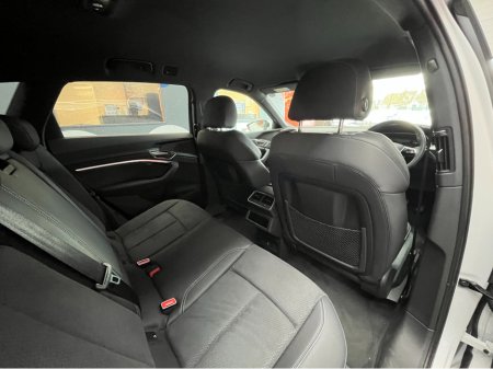 2022 Audi e-tron - thumbnail 16