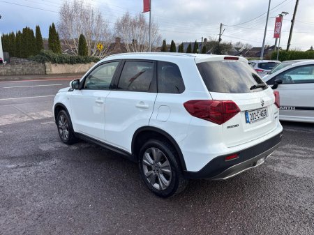 2020 Suzuki Vitara 1.4 BOOSTERJET HYBRID S SZ-T 5DR €17,950 thumbnail