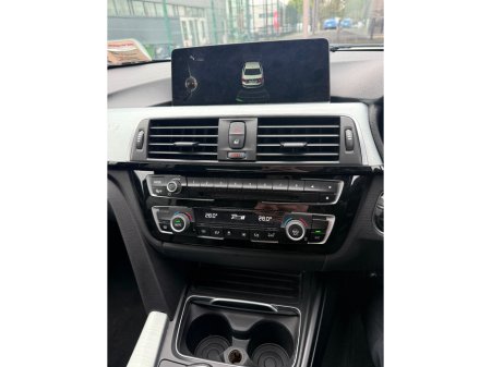 2016 BMW 3 Series - thumbnail 13