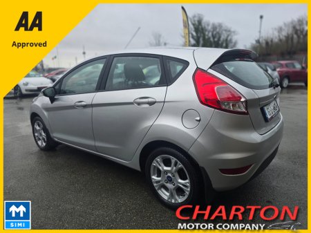 2016 Ford Fiesta ZETEC 1.25 60PS M5 5DR MCA 4DR €11,995 thumbnail