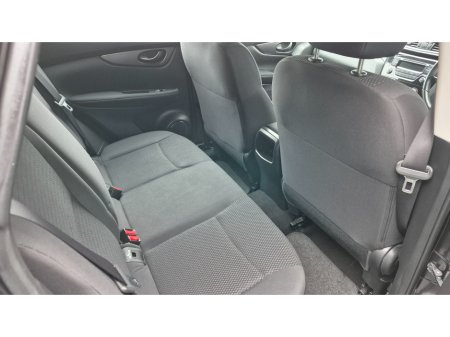 2018 Nissan Qashqai - thumbnail 13