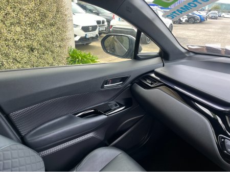 2021 Toyota C-HR - thumbnail 14