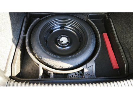 2015 Volkswagen Tiguan - thumbnail 11