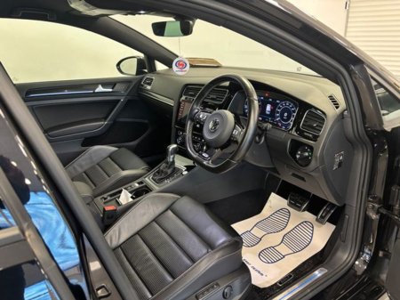 2017 Volkswagen Golf R 2.0 TSI 5DR 310HP 4M R DSG €28,495 thumbnail