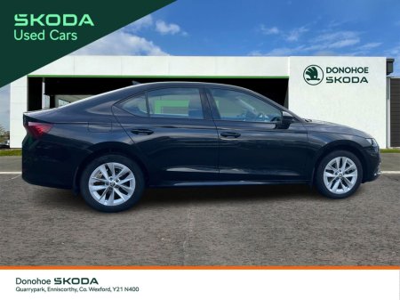 2023 Skoda Octavia - thumbnail 4
