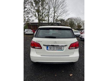 2016 Mercedes-Benz B Class  €9,995 thumbnail