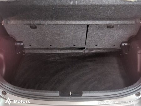 2014 Toyota Yaris 1.5 Excel Hybrid E- CVT thumbnail