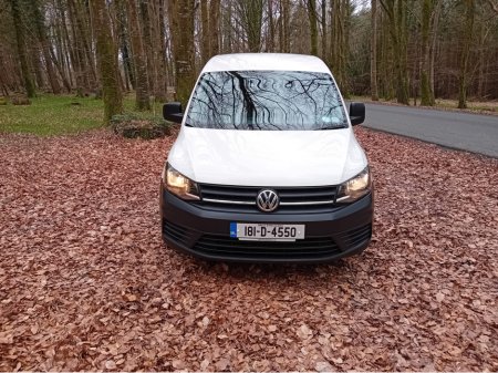 2018 Volkswagen Caddy - view 2