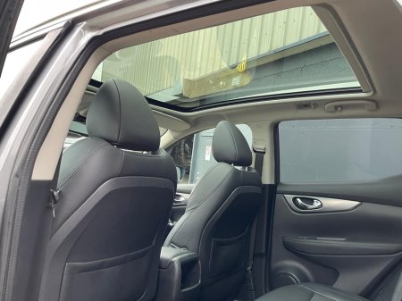 2018 Nissan Qashqai - thumbnail 11