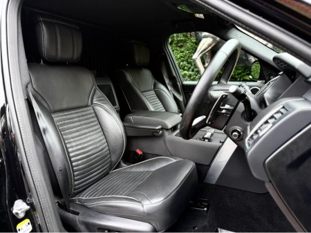 2024 Land Rover Discovery - thumbnail 16