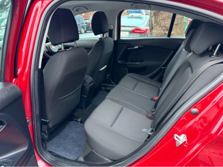 2018 Fiat Tipo 1.4 Petrol, Full Service History, 6-Speed Manual, New NCT, €280 Road Tax, Bluetooth, Cruise Control, SIMI Dealer, Service & Warranty Included, Finance Available €8,950 thumbnail