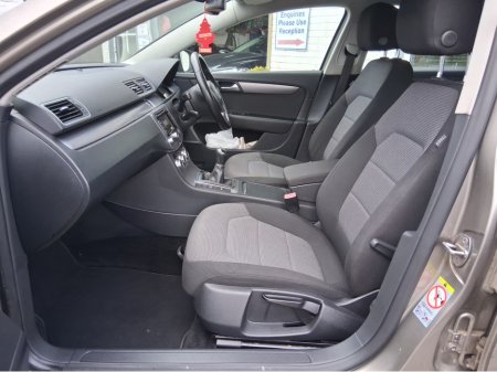 2013 Volkswagen Passat - thumbnail 7