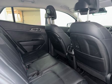 2024 Kia Sportage - thumbnail 5