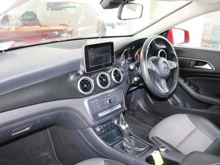 2018 Mercedes-Benz CLA Class - thumbnail 9