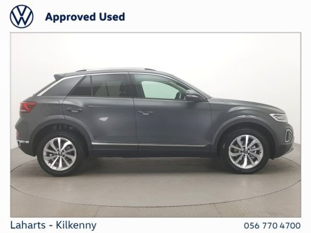 2023 Volkswagen T-Roc - thumbnail 11