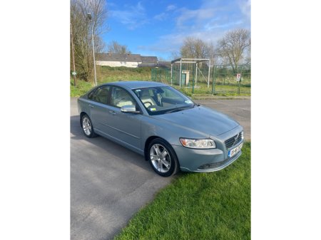 2008 Volvo S40 - view 3