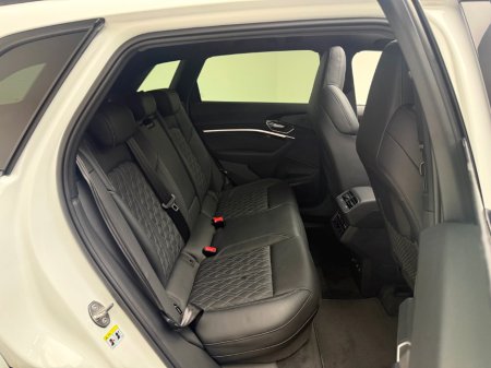 2023 Audi e-tron 55 VORSPRUNG QUATTRO €59,990 thumbnail