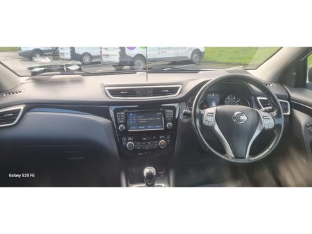 2015 Nissan Qashqai - thumbnail 9