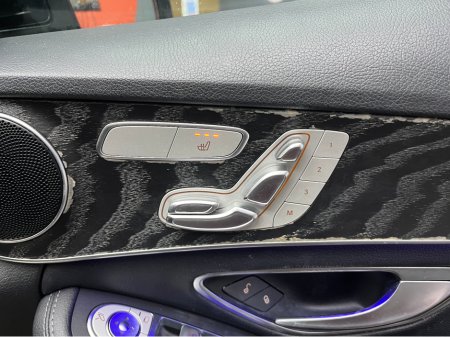 2018 Mercedes-Benz C Class €24950! 2018 MERCEDES-BENZ C220D AVANTGARDE AMG LINE 2.0 AUTOMATIC / CRUISE CONTROL / REVERSE CAMERA / ELECTRIC MEMRY & HEATED SEATS / PADDLE SHIFTERS / AMBIENT LIGHTS €24,950 thumbnail