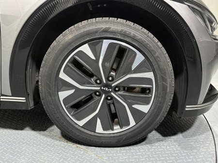 2022 Kia EV6 Earth 77.4 KW/H Battery 500 KMS Range €25,800 thumbnail