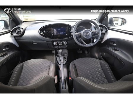 2025 Toyota Aygo X - thumbnail 8