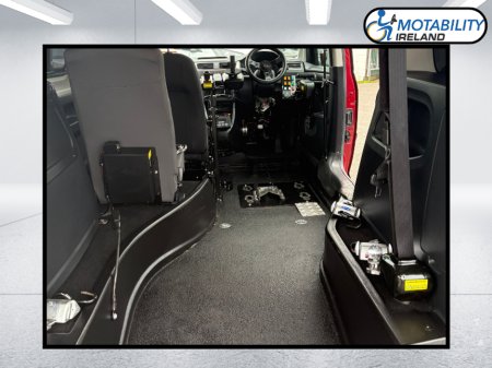 2018 Volkswagen Caddy - thumbnail 10