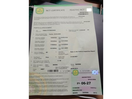 2013 Skoda Superb - thumbnail 2