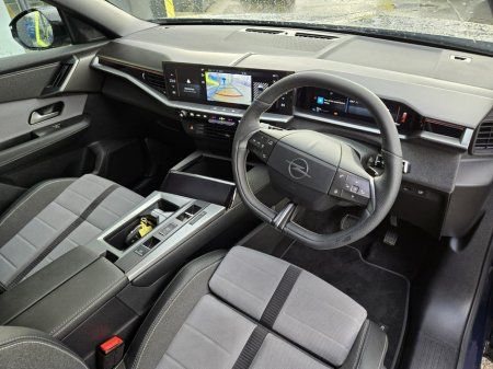 2025 Opel Grandland GS 73 kWh BEV €38,000 thumbnail