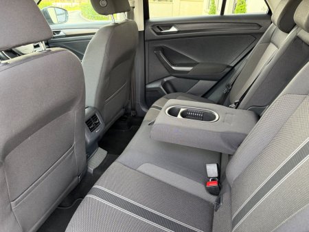 2018 Volkswagen T-Roc - thumbnail 18