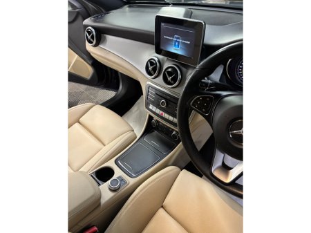 2018 Mercedes-Benz CLA Class - thumbnail 9