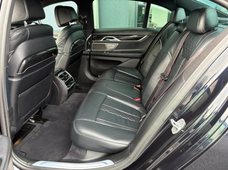 2020 BMW 7 Series - thumbnail 9