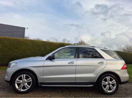 2015 Mercedes-Benz M Class ML250 CDI €20,950 thumbnail